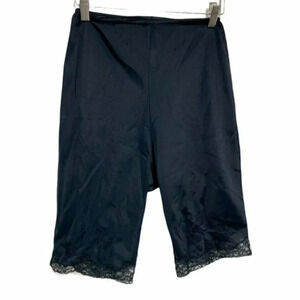 Vintage Laros S black slip lace shorts‎